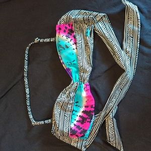 Billibong  bikini top